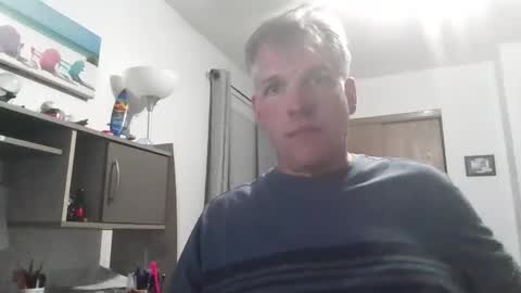 Snapshot of master_thorn chatting on 09-11-25, 01:39 Master Thorn online show from 09-11-25, 01:39