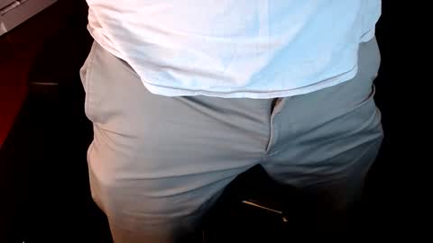 Snapshot of masterbatingdude chatting on 02-26-25, 07:49 Masterbatingdude online show from 02-26-25, 07:49