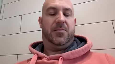 Snapshot of masterclass69er chatting on 11-06-25, 09:43 Bob online show from 11-06-25, 09:43