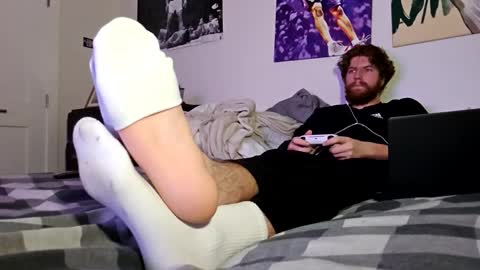 Snapshot of masterevan15 chatting on 03-10-25, 12:18 CanuckSoles online show from 03-10-25, 12:18