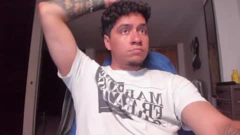 Juan Independent Model online show from 04-18-26, 03:10