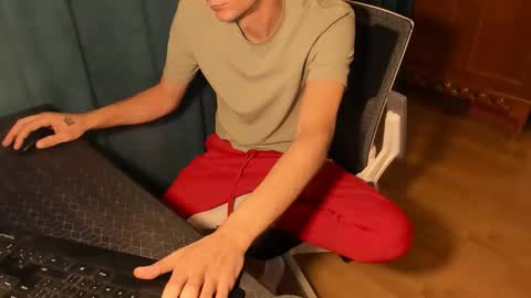 Snapshot of mastermiko chatting on 02-16-26, 05:53 Silly Rabbit online show from 02-16-26, 05:53