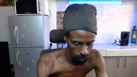 Marl online show from 11-30-25, 07:01