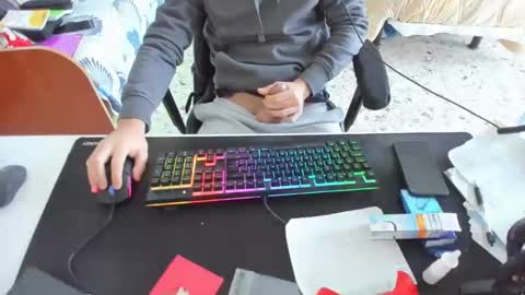 Snapshot of mastersex96 chatting on 12-27-24, 09:50 Master Sex online show from 12-27-24, 09:50