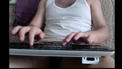 Snapshot of mastership02 chatting on 12-19-24, 01:40 Master online show from 12-19-24, 01:40