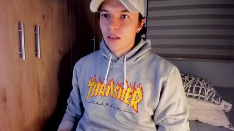 Snapshot of mastrangelo_x chatting on 04-25-26, 03:31 mastrangelo_x online show from 04-25-26, 03:31