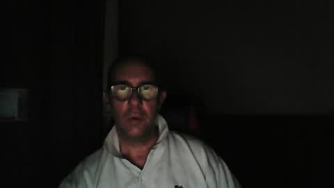 Snapshot of mat11efou chatting on 07-05-26, 10:17 mat11efou online show from 07-05-26, 10:17