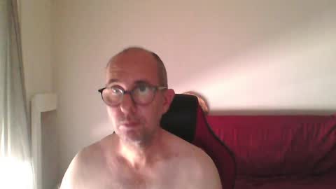 Snapshot of mat11efou chatting on 07-06-26, 01:08 mat11efou online show from 07-06-26, 01:08