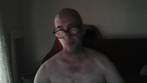 Snapshot of mat11efou chatting on 07-13-26, 04:10 mat11efou online show from 07-13-26, 04:10