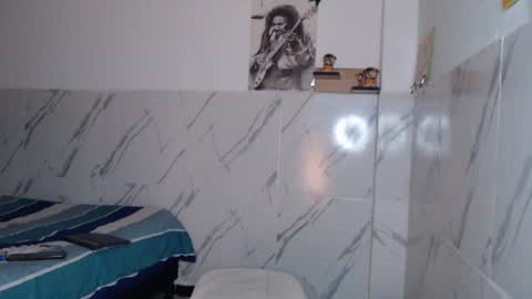 Matt online show from 10-05-25, 01:48