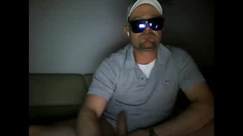 Snapshot of matcelpb1987 chatting on 12-17-24, 12:34 Marcel online show from 12-17-24, 12:34