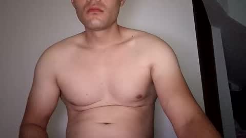 Snapshot of mateo2803 chatting on 03-24-26, 04:17 mateo2803 online show from 03-24-26, 04:17