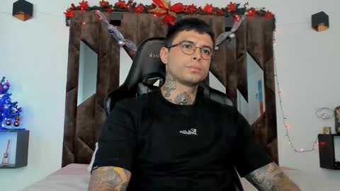 mateo_dilucajs1 online show from 12-21-25, 09:22