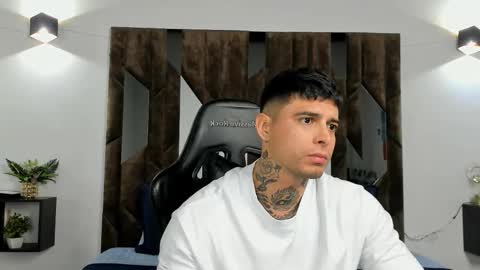 mateo_dilucajs1 online show from 01-08-26, 09:06