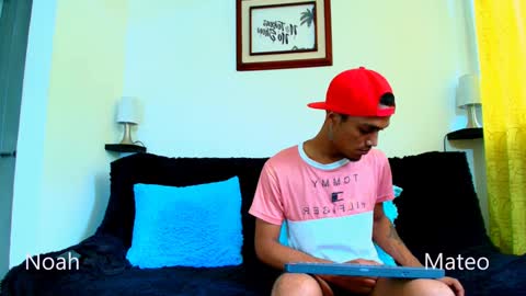 Snapshot of mateo_nick chatting on 12-09-24, 06:35 Mateo and Noah online show from 12-09-24, 06:35