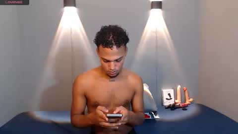 Mateo and Noah online show from 03-25-26, 05:13