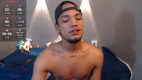 Snapshot of mateo_nick chatting on 06-08-26, 11:10 Mateo and Noah online show from 06-08-26, 11:10