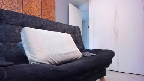 Snapshot of mateo_ospinaa chatting on 11-28-25, 07:38 Mateo online show from 11-28-25, 07:38