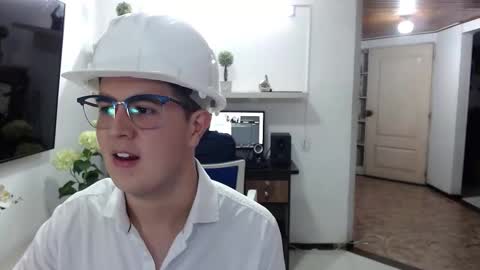  MATEO STRONG  online show from 01-15-26, 08:34