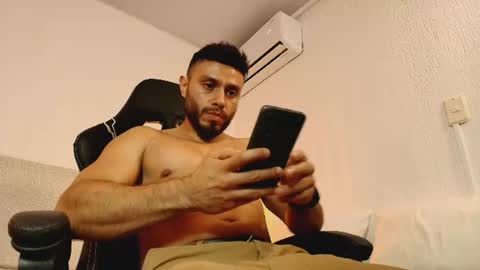 MATEO online show from 06-25-26, 03:17