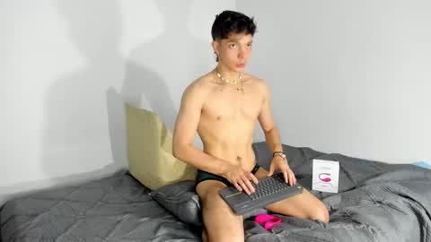 Mateo Santiago online show from 02-17-25, 09:13