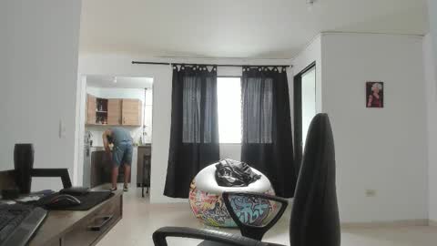 Snapshot of matheusbeard2 chatting on 02-19-26, 06:48 Matheus online show from 02-19-26, 06:48