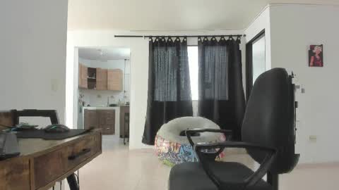 Matheus     online show from 04-12-26, 04:56