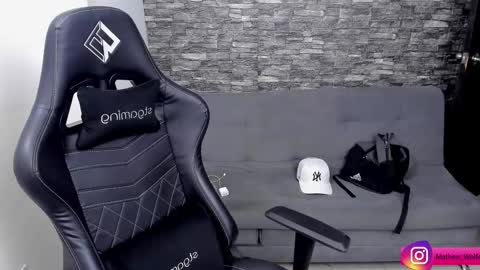 Mathew Independent model online show from 02-03-26, 03:48