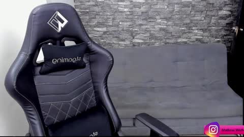 Mathew Independent model online show from 04-08-26, 04:34