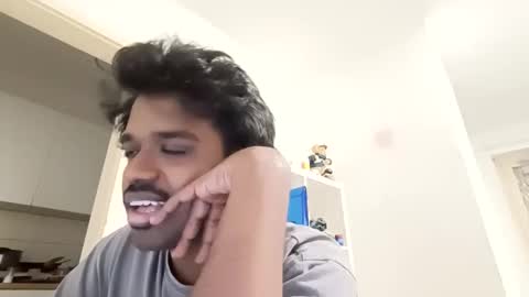 Snapshot of mathewanu chatting on 09-08-25, 06:40 mathewanu online show from 09-08-25, 06:40