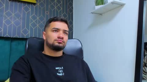 Mathews online show from 04-16-26, 11:44