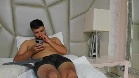 Snapshot of mathews_colton1 chatting on 05-11-26, 02:45 Mathews online show from 05-11-26, 02:45
