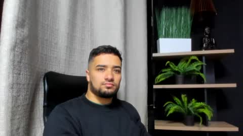Snapshot of mathews_colton1 chatting on 05-18-26, 11:27 Mathews online show from 05-18-26, 11:27