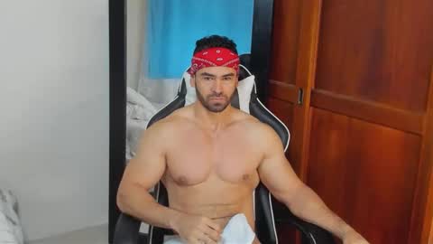 mathews_smith online show from 12-20-25, 11:39