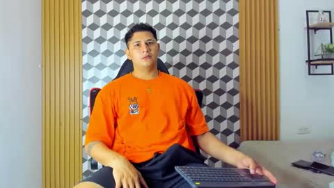 mathias cocks online show from 01-05-25, 08:00