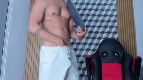 mathias cocks online show from 02-06-25, 10:21