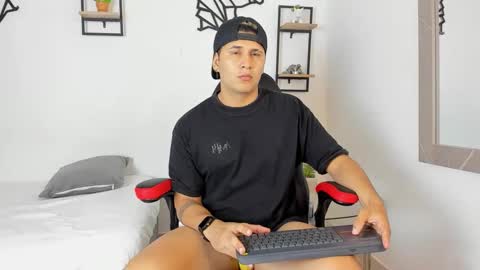 mathias cocks online show from 09-21-25, 04:58