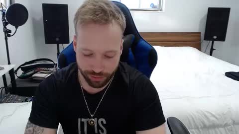 Snapshot of mathieu6606 chatting on 02-13-26, 09:11 Math online show from 02-13-26, 09:11