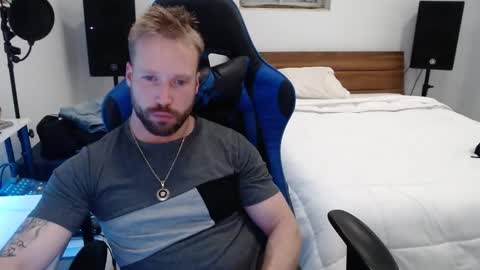 Snapshot of mathieu6606 chatting on 02-21-26, 11:22 Math online show from 02-21-26, 11:22