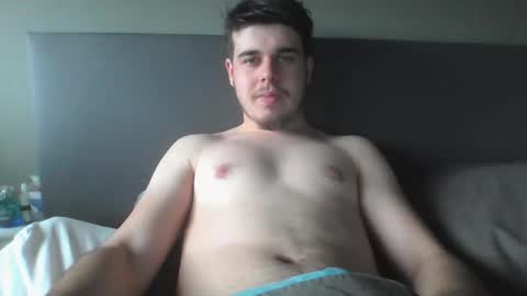 Snapshot of matho05 chatting on 11-19-25, 12:27 MATHIS online show from 11-19-25, 12:27