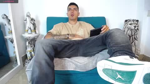  MATIAS COSTA  online show from 12-25-24, 12:37