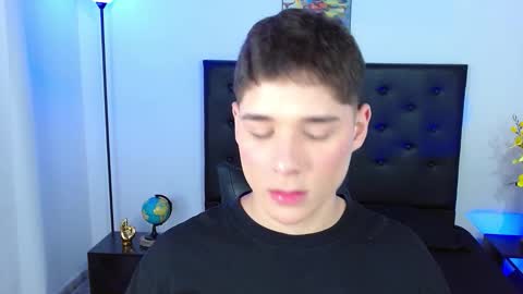 Mati online show from 03-25-26, 02:01