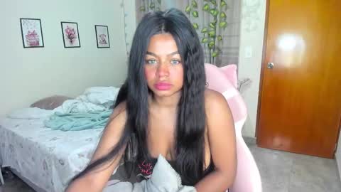 Daniela online show from 10-24-25, 09:06