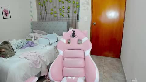 Daniela online show from 12-01-25, 11:10