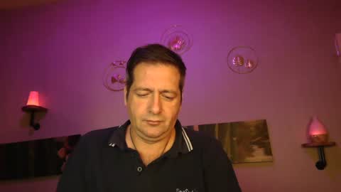 Snapshot of matrike1 chatting on 01-12-25, 07:42 matrike1 online show from 01-12-25, 07:42