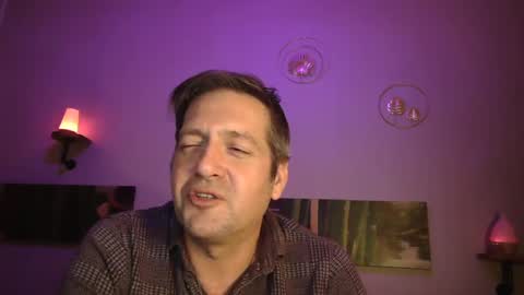 Snapshot of matrike1 chatting on 01-24-25, 08:11 matrike1 online show from 01-24-25, 08:11