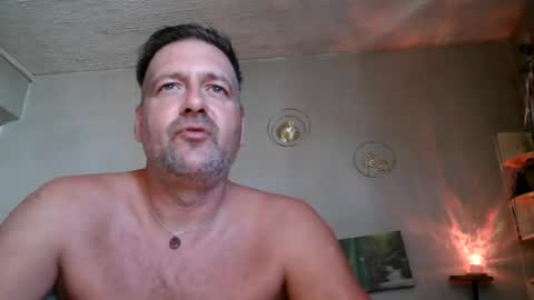 Snapshot of matrike1 chatting on 07-10-26, 12:41 matrike1 online show from 07-10-26, 12:41