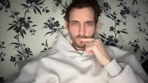 Snapshot of mattcarta chatting on 02-20-25, 12:36 mattcarta online show from 02-20-25, 12:36