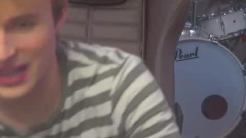 Snapshot of mattcashxxx chatting on 09-10-25, 01:05 Matt Cash online show from 09-10-25, 01:05