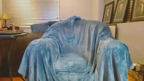 Snapshot of matterson23 chatting on 01-01-25, 06:58 matterson23 online show from 01-01-25, 06:58